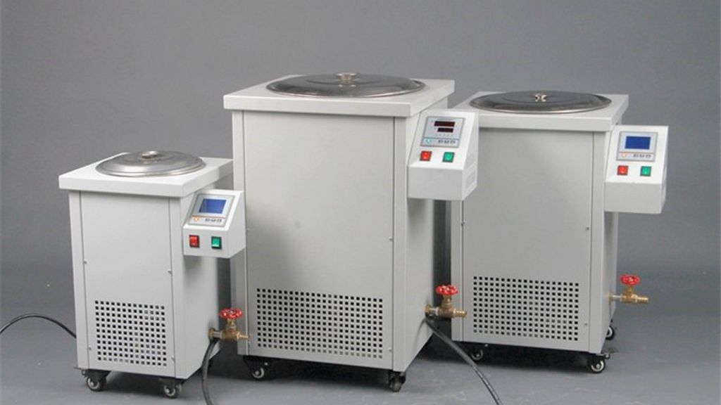 Noncirculating / Circulating Water Baths